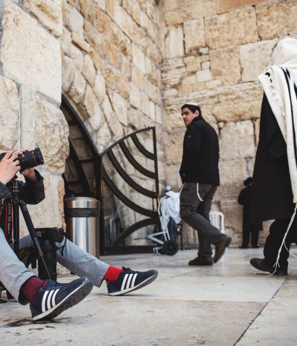 tim-mossholder-T5ihfdJ5_aU-unsplash